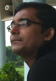 <<ম্যাডাম >>  ইয়াসিন হাসান (হিমেল)